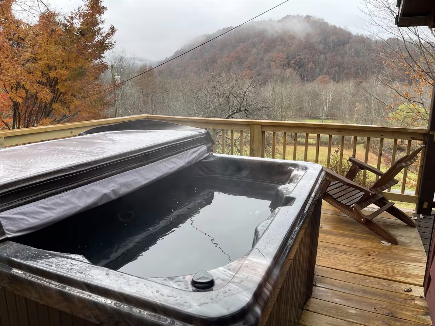 New hot tub on the back deck